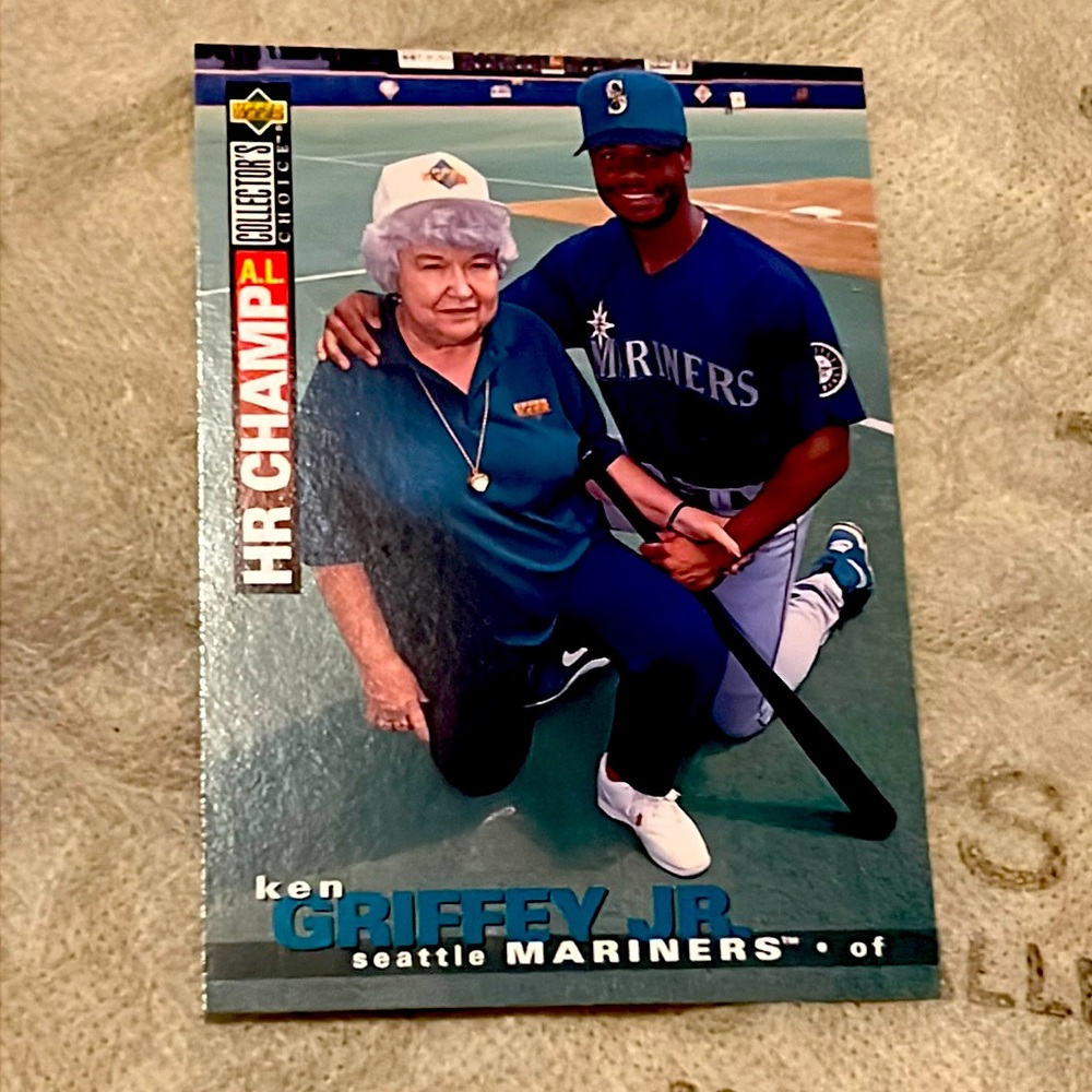 🔥1995 KEN GRIFFEY JR CARD SUPER RARE VINTAGE VG BASEBALL CARD